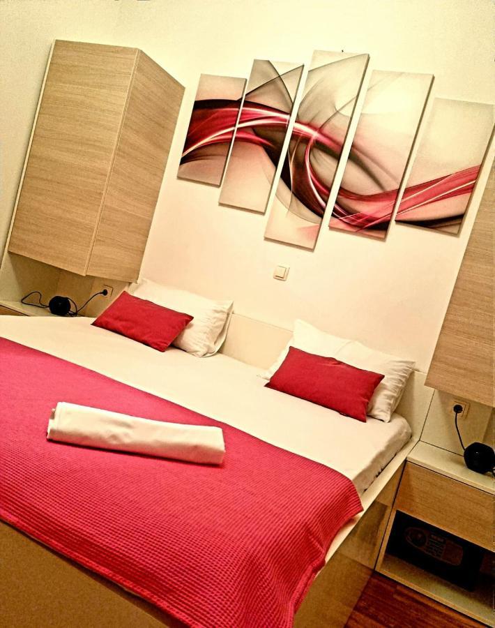 Apartman Relax Leilighet Marina Eksteriør bilde