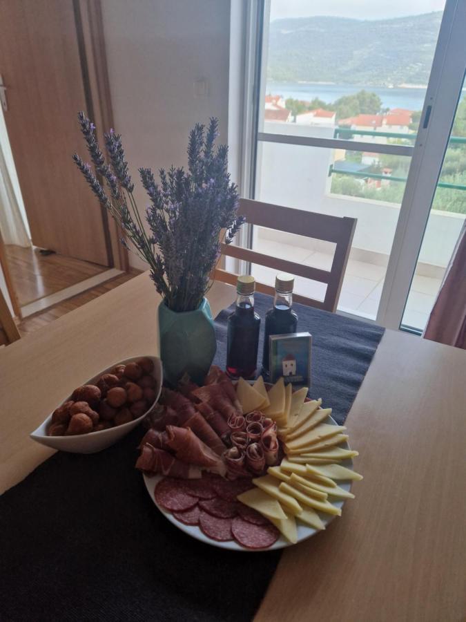 Apartman Relax Leilighet Marina Eksteriør bilde
