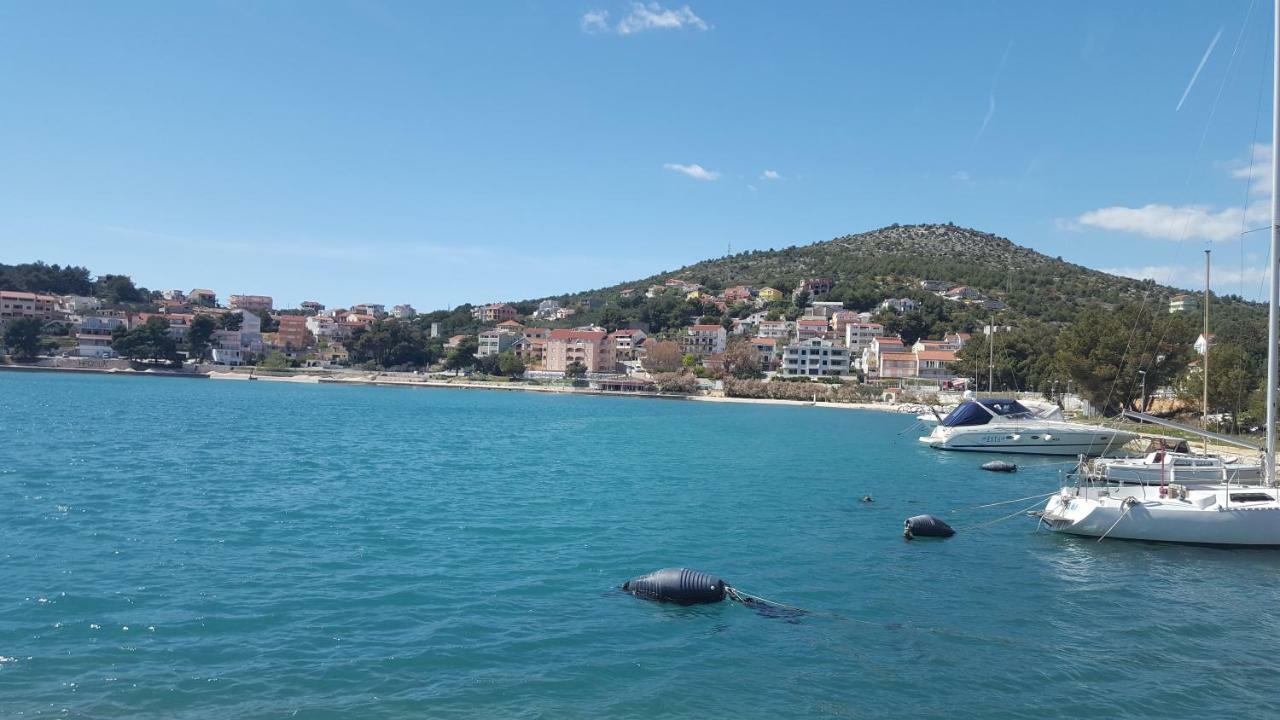 Apartman Relax Leilighet Marina Eksteriør bilde