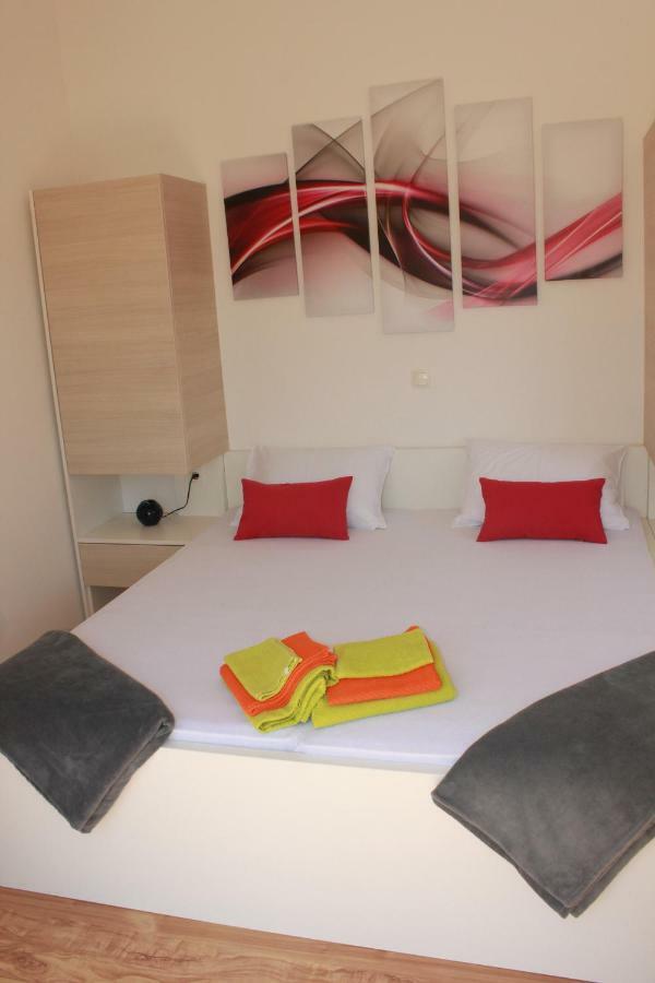 Apartman Relax Leilighet Marina Eksteriør bilde
